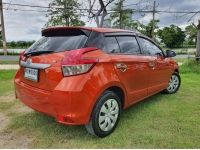 Toyota Yaris Eco 1.2E ออโต้ ปี 2017 สีส้ม มือ1 รถสวยพร้อม รูปที่ 2
